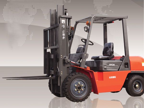 3.0噸內(nèi)燃式叉車(chē)